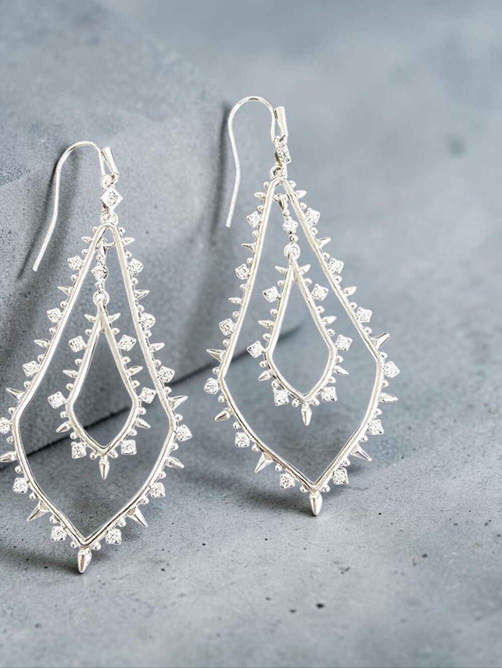 Kendra Scott Silver Statement Chandelier Drop Earrings NWOT Dust Bag